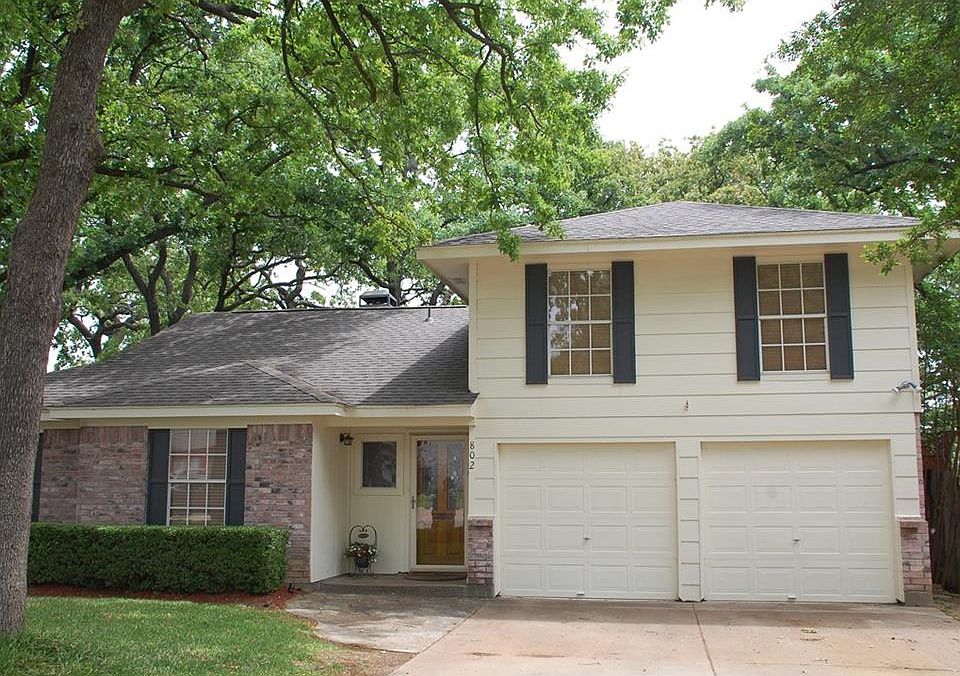 1st image of 802 Love Wood Ln