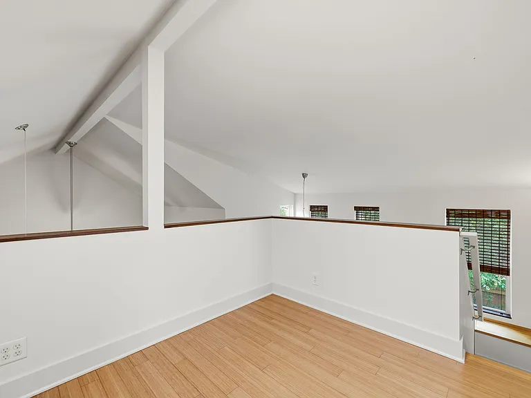 2214 Iva Ln #B — Photo 30
