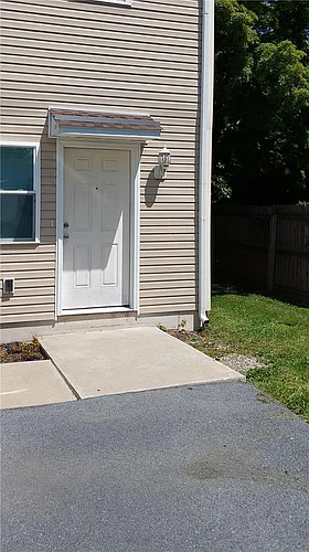 315 Clearfield St Photo 1