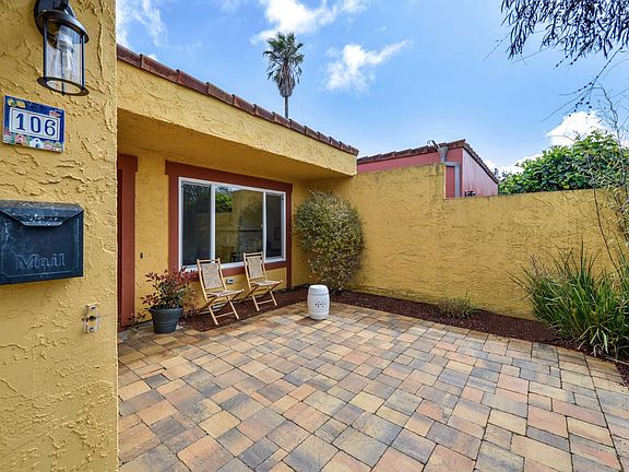 2nd image of 106 Serra Ct