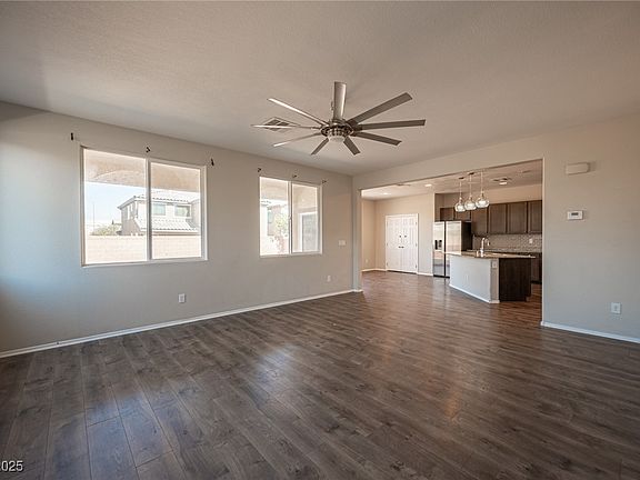 4th image of 5856 Country Lake Ln