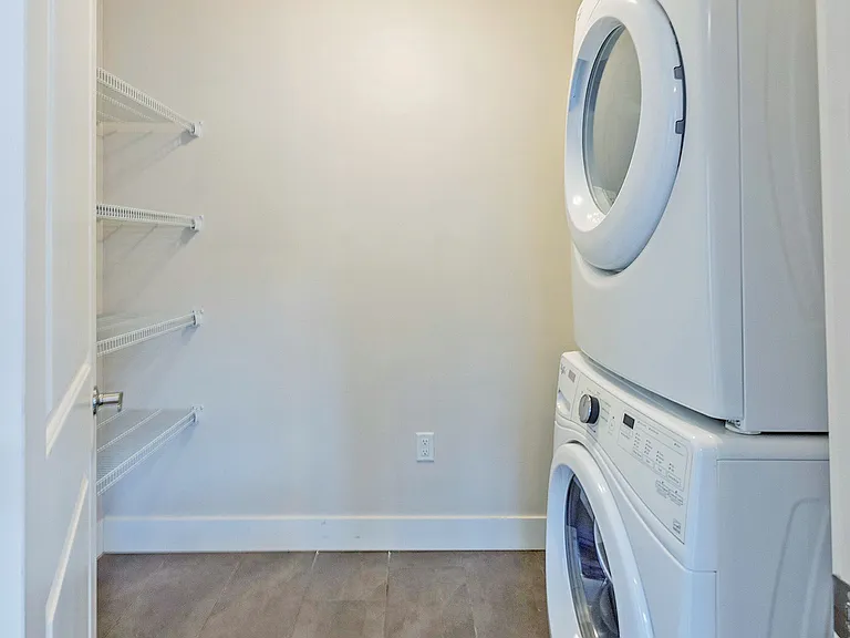 1960 Dalmagarry Rd #34 — Photo 14