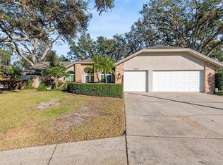 10285 Barry Dr, Largo, FL 33774