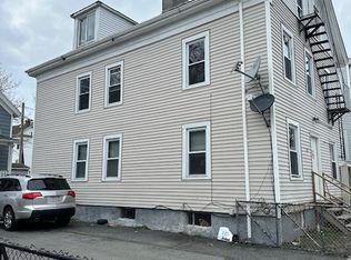 117 Pleasant St APT 2, New Bedford, MA 02740