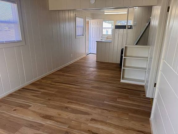 5th image of 1446 Murray Rd