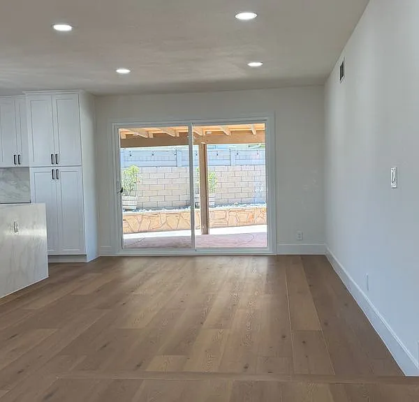 251 Asta Ct — Photo 2