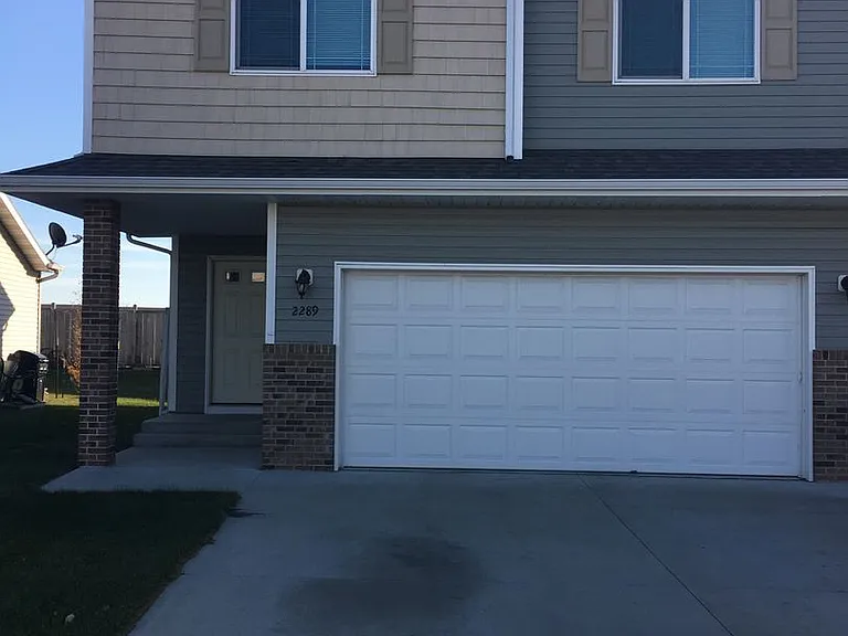 Horizon Shores Townhomes — Photo 2