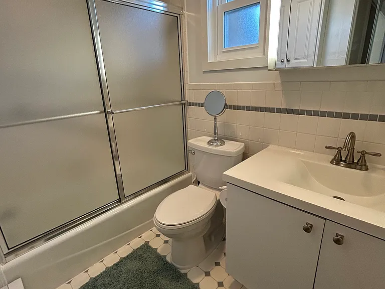 23 N Rosborough Ave — Photo 24