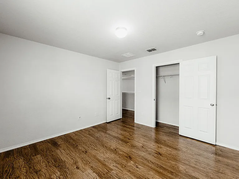 24370 Invitation Oak — Photo 47