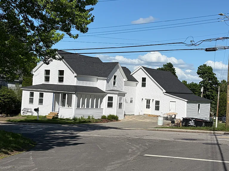 56 West St — Photo 1