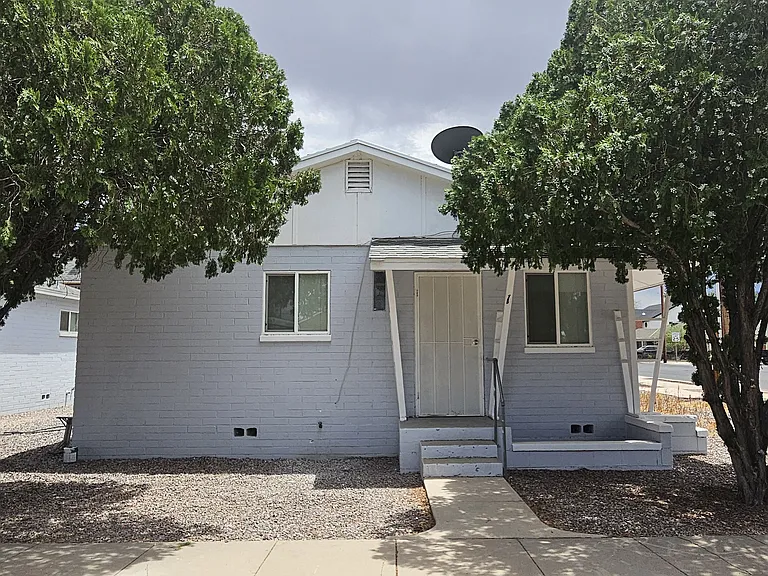 1123 S Central Ave — Photo 1
