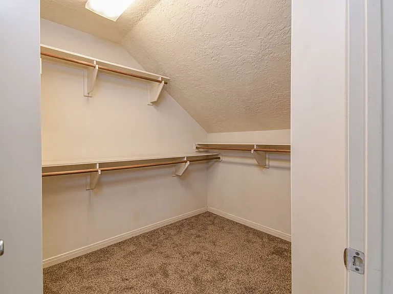 213 Foster St — Photo 19