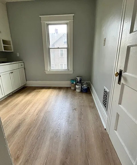 2 Archer St #2 — Photo 2