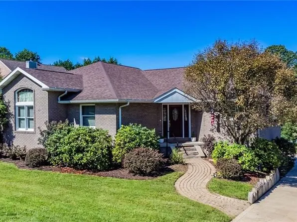 252 Rosewood St, Rostraver Township, PA 15012
