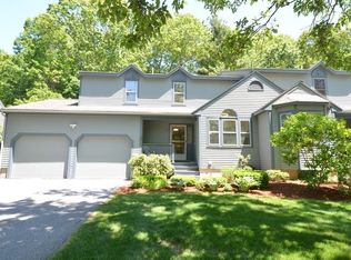 85 Highbank Rd, Franklin, MA 02038