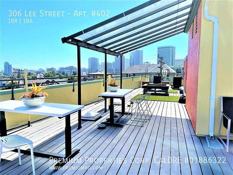 Bel Aire Apartments — Photo 14