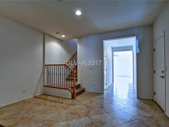 4th image of 7627 Engleberg Ave