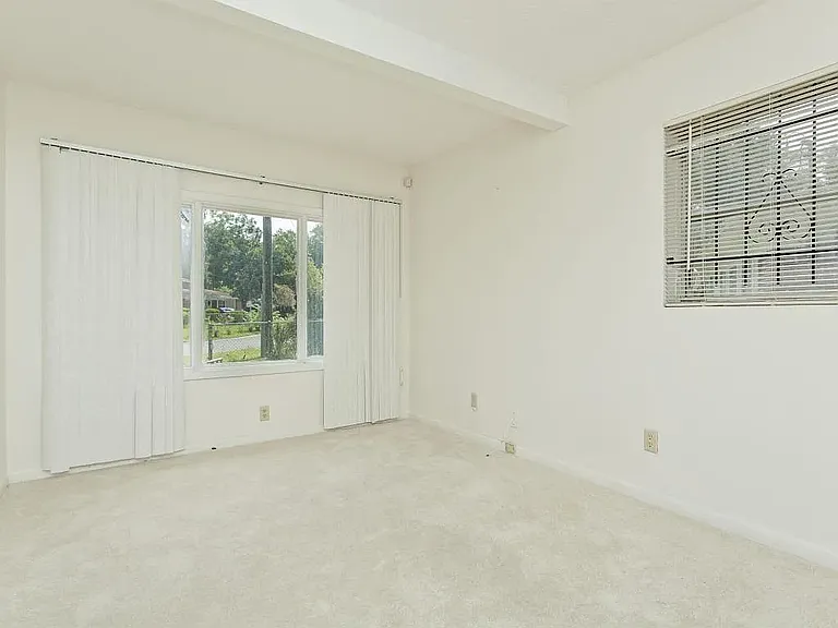6172 Pettiford Dr W — Photo 10