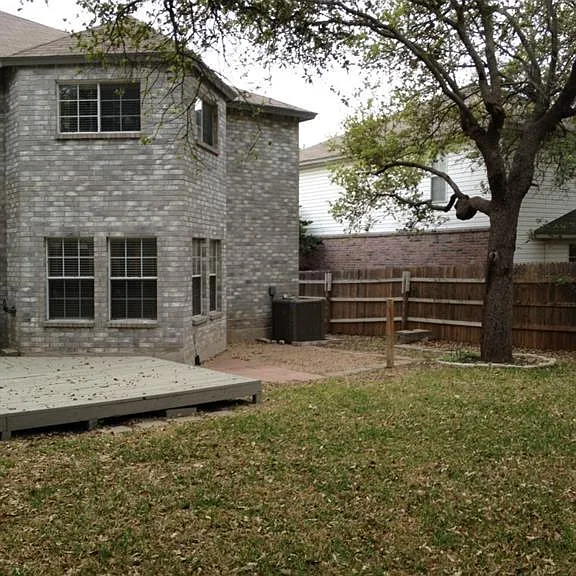 1803 Marysol Trl — Photo 2