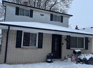 4910 Westpoint St, Dearborn Heights, MI 48125