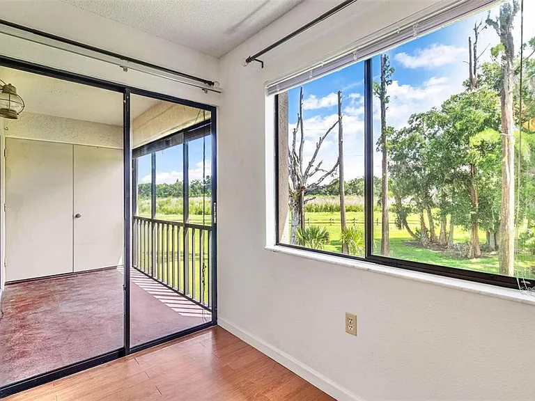 108 Woodlands Ct #108 — Photo 14