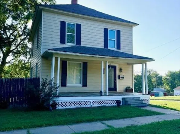 924 N Washington Ave, Iola, KS 66749