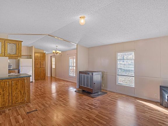 4th image of 259 Hill Dr