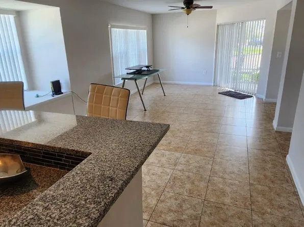 4879 Via Palm Lakes, West Palm Beach, FL