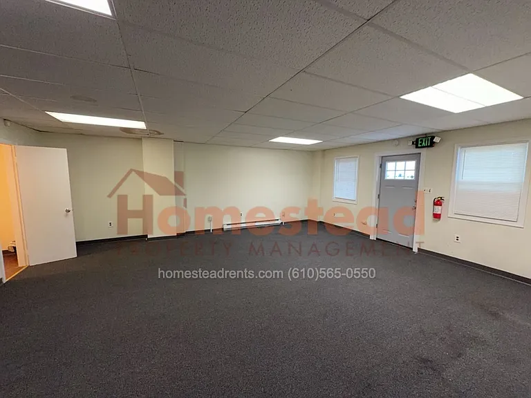 532 Dekalb St — Photo 6