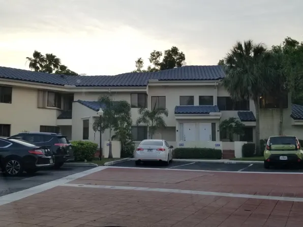 8129 NW 17th Mnr, Fort Lauderdale, FL 33322
