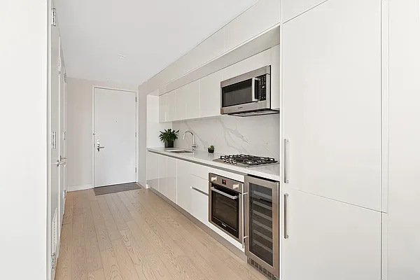 Rented by Corcoran | media 11