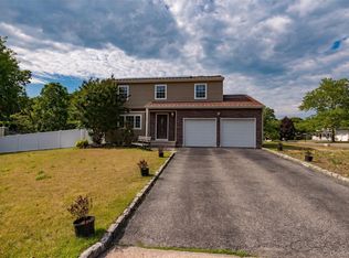 7 Howard Street, Selden, NY 11784