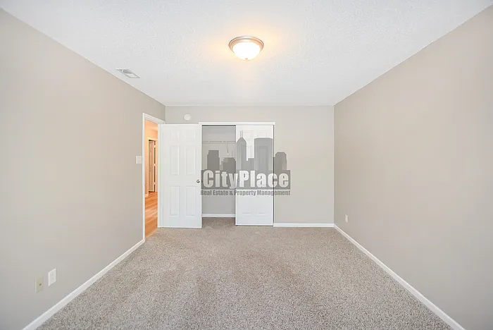 954 Brookstone Dr — Photo 16