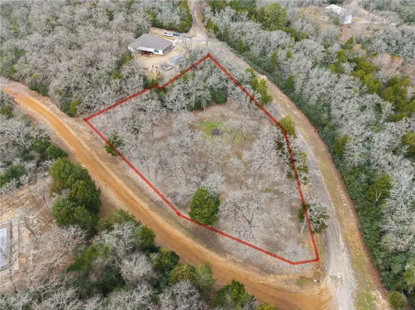 Country Pl, Normangee, TX 77871