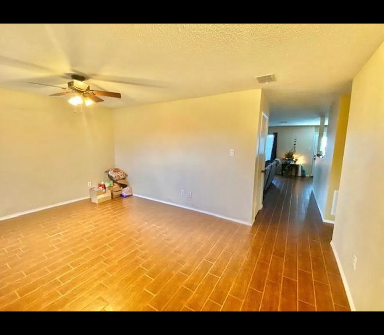 4 bed, 2293 sqft, $3,250 — Photo 4