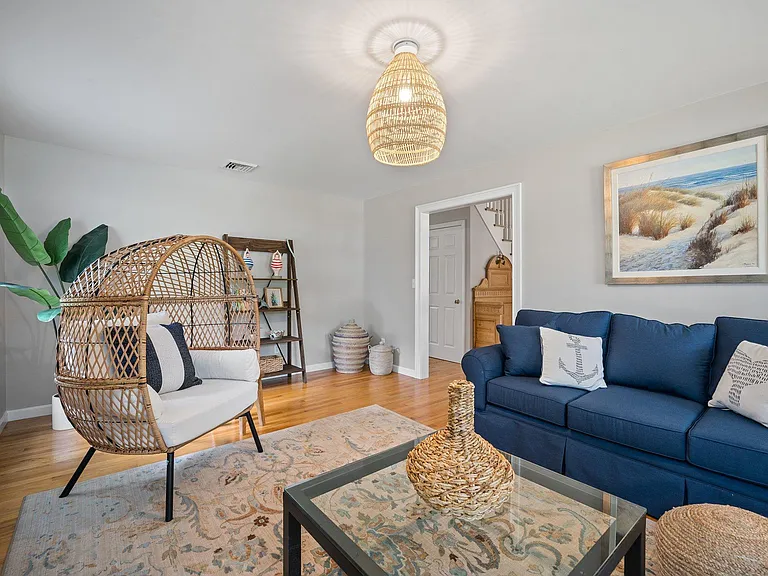 Living room.