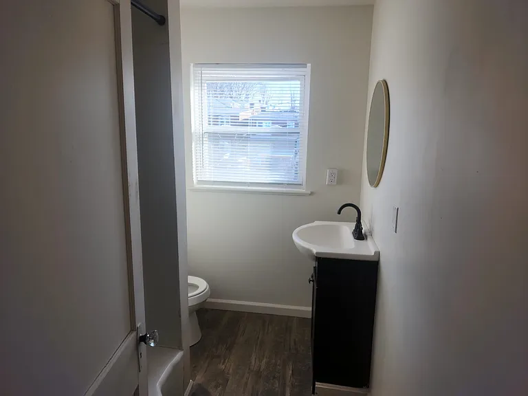 343 S Marshall St — Photo 7