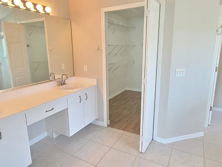 6755 Ferri Cir — Photo 20