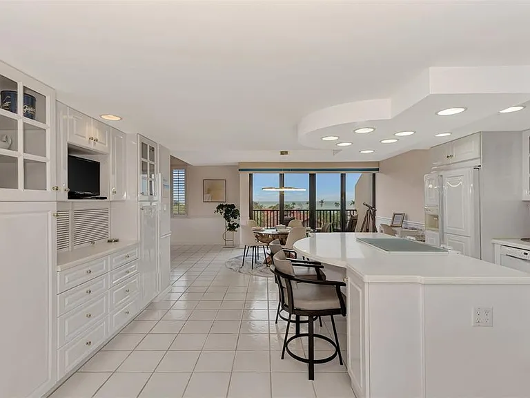 4900 Ocean Blvd #501 — Photo 9