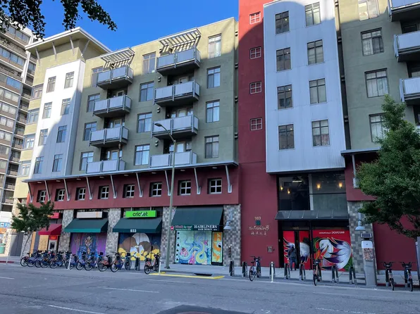 989 Franklin St APT 523, Oakland, CA 94607