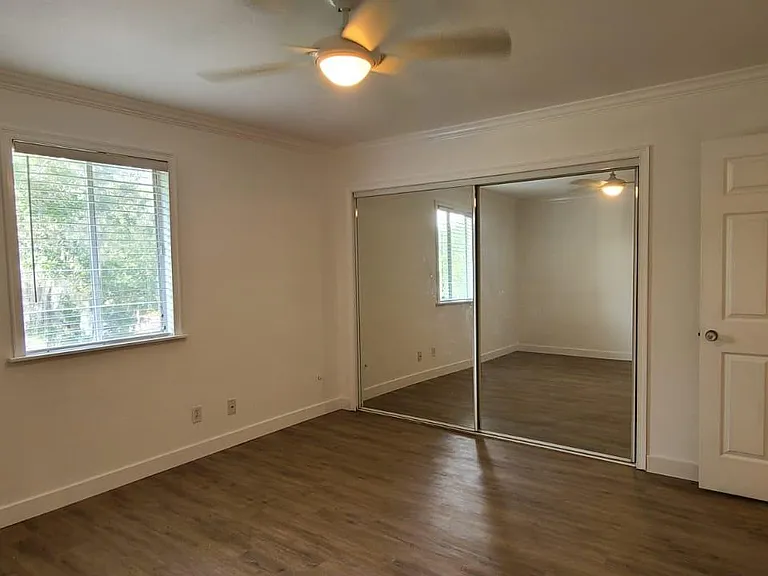 6519 W Newberry Rd #609 — Photo 13