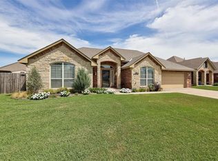 1012 Renita Way, Moore, OK 73160