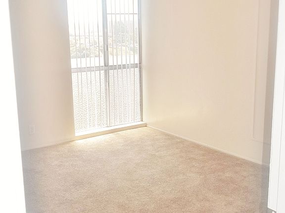 4th image of 8750 Mellmanor Dr APT 29