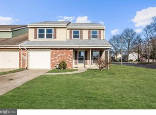218 Stratton Ct, Mount Laurel, NJ 08054