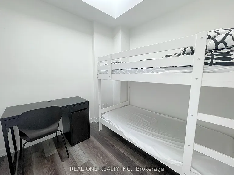 851 Sheppard Ave W #19 — Photo 17