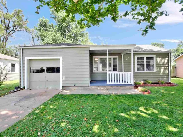 200 S German Ave, Haysville, KS 67060