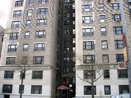 Rented by Stonecrest Realty | media 10