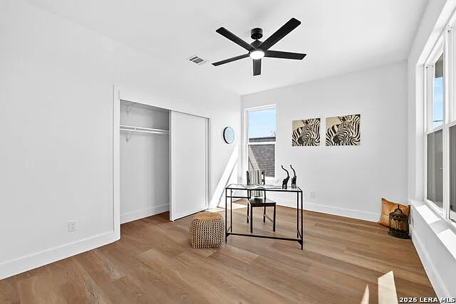 117 Carle Ave — Photo 18
