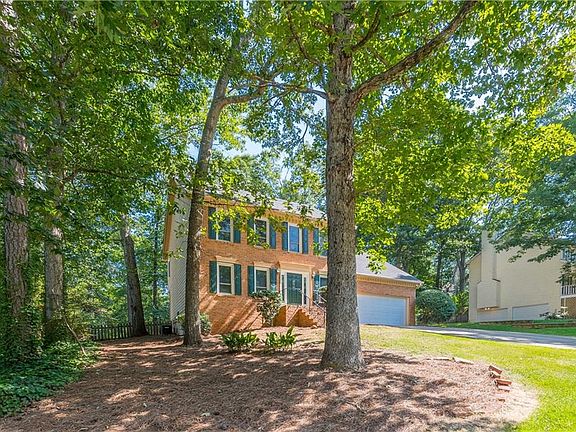 2nd image of 3491 Eastpines Way