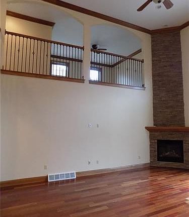 5th image of 4405 Stone Creek Dr